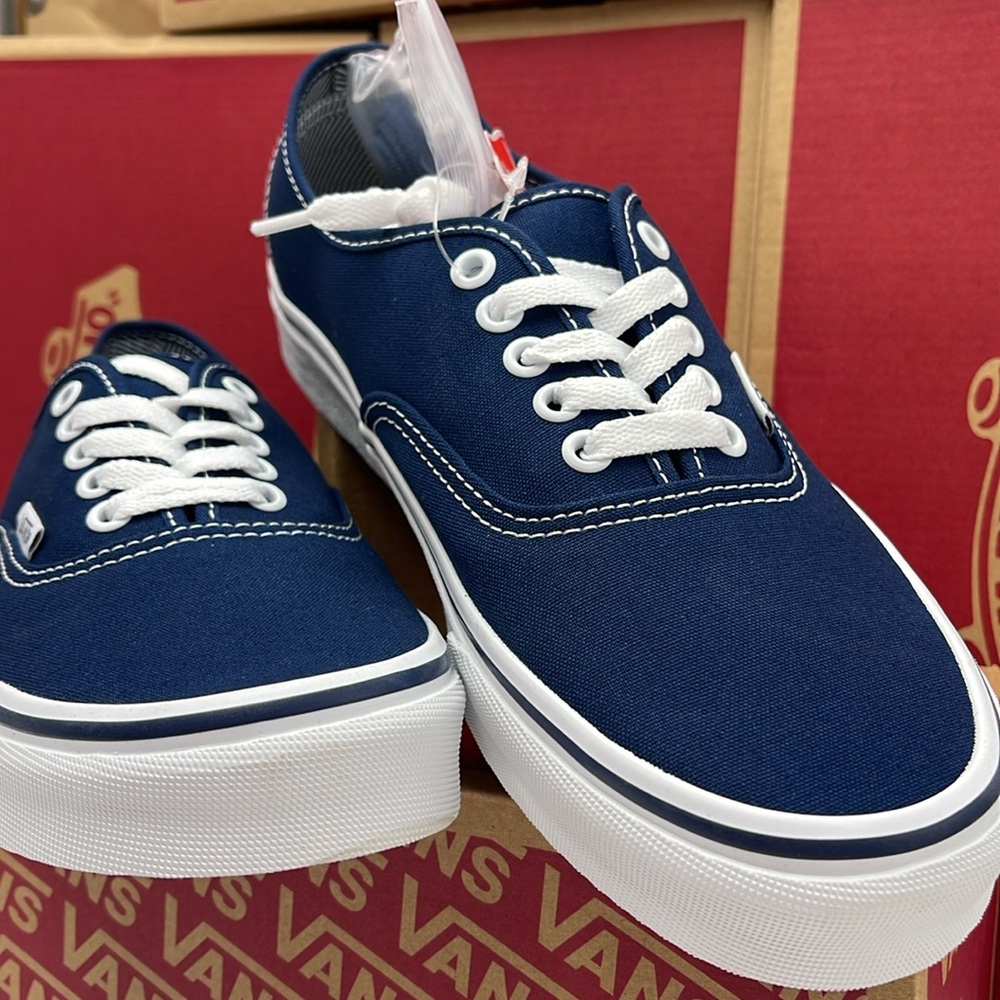 Vans WMNS Authentic (Angstrping) Dress blue/True White 
VN000EE332D
Sneakers - Picture 8 of 16